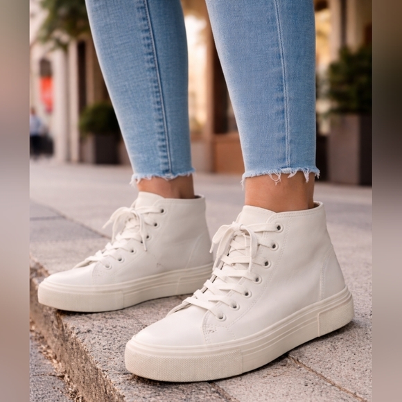 JustFab Shoes - New JustFab Sneakers Size 9